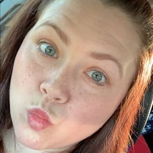 Meet your Posher, Christa